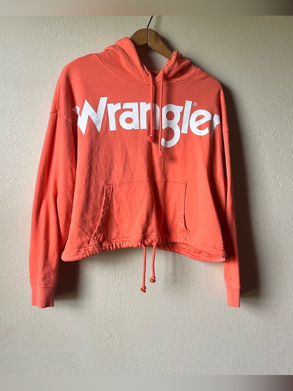 Wrangler Coral Retro Pullover Hoodie